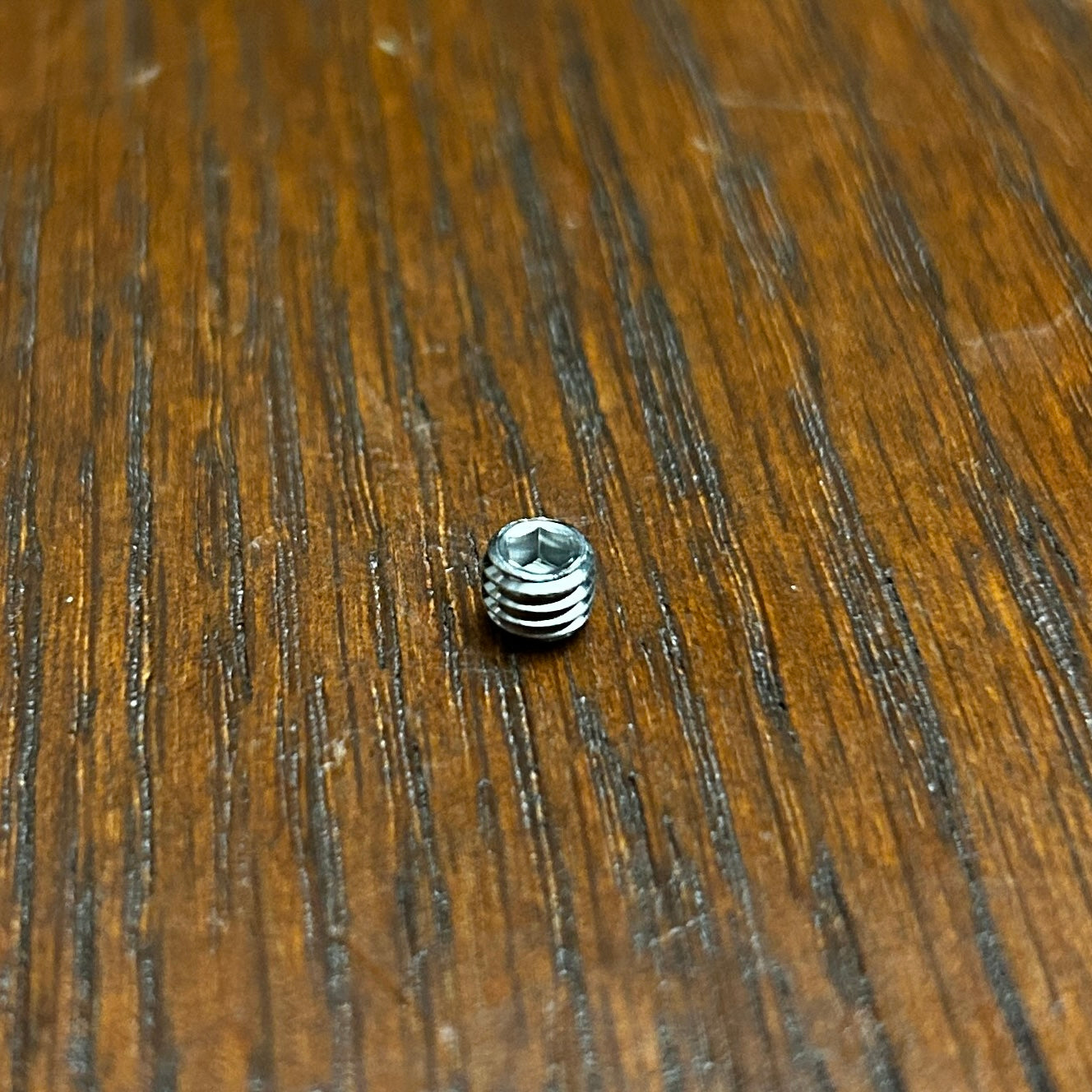 Micro Jet Screw